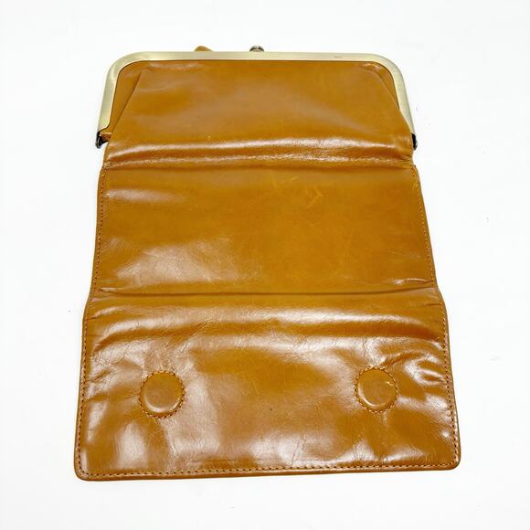 Hobo Brown Leather Tri-Fold Wallet Zipper Card Slots Attached Mirror - Picture 3 of 12